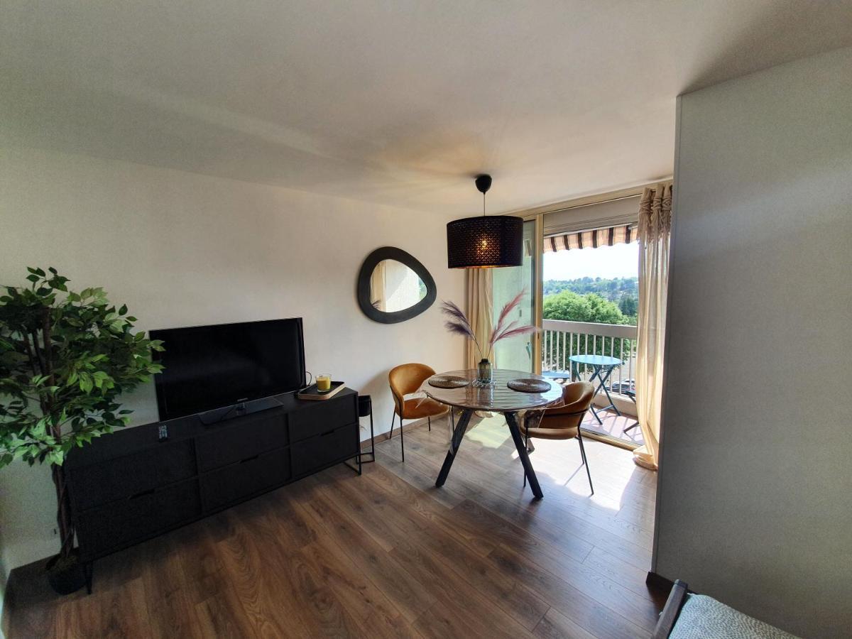 La Loge Du Chateau ! "Climatise" Greoux-les-Bains Ngoại thất bức ảnh